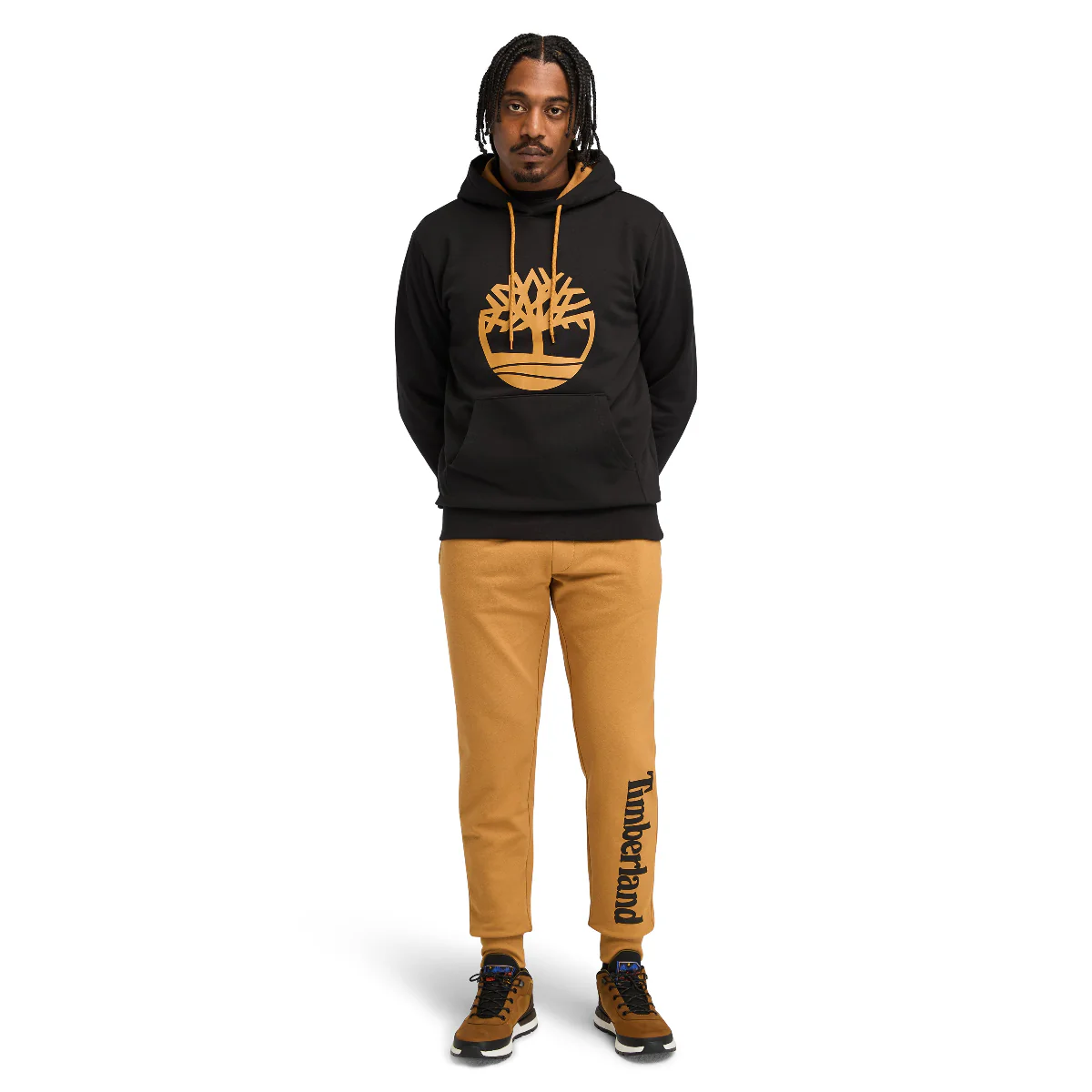 PANTALON US Wordmark Logo Brushback Sweatpant HOMBRE - Image 10