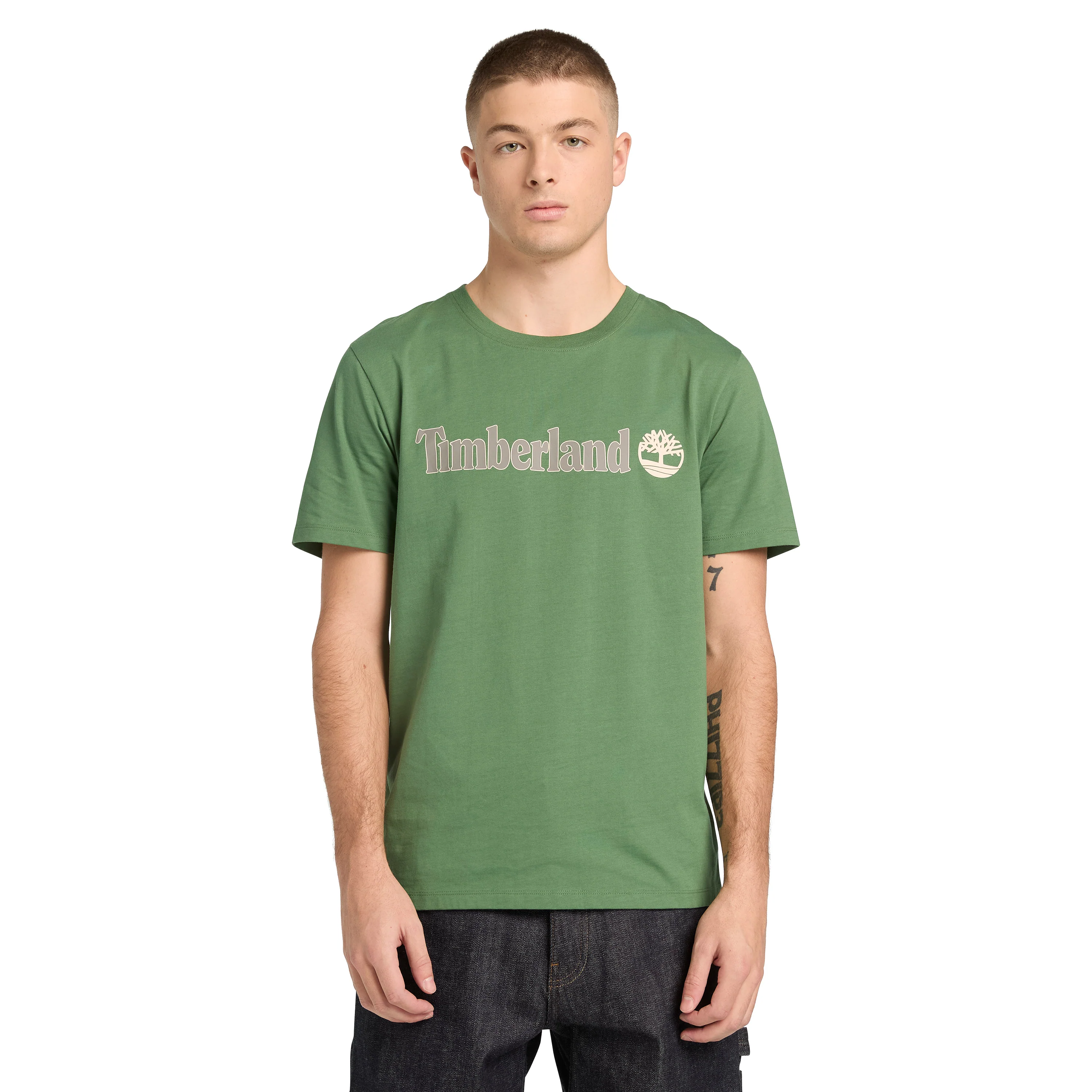 REMERA KENNEBEC RIVER Linear Logo Short Sleeve Tee HOMBRE - Image 14