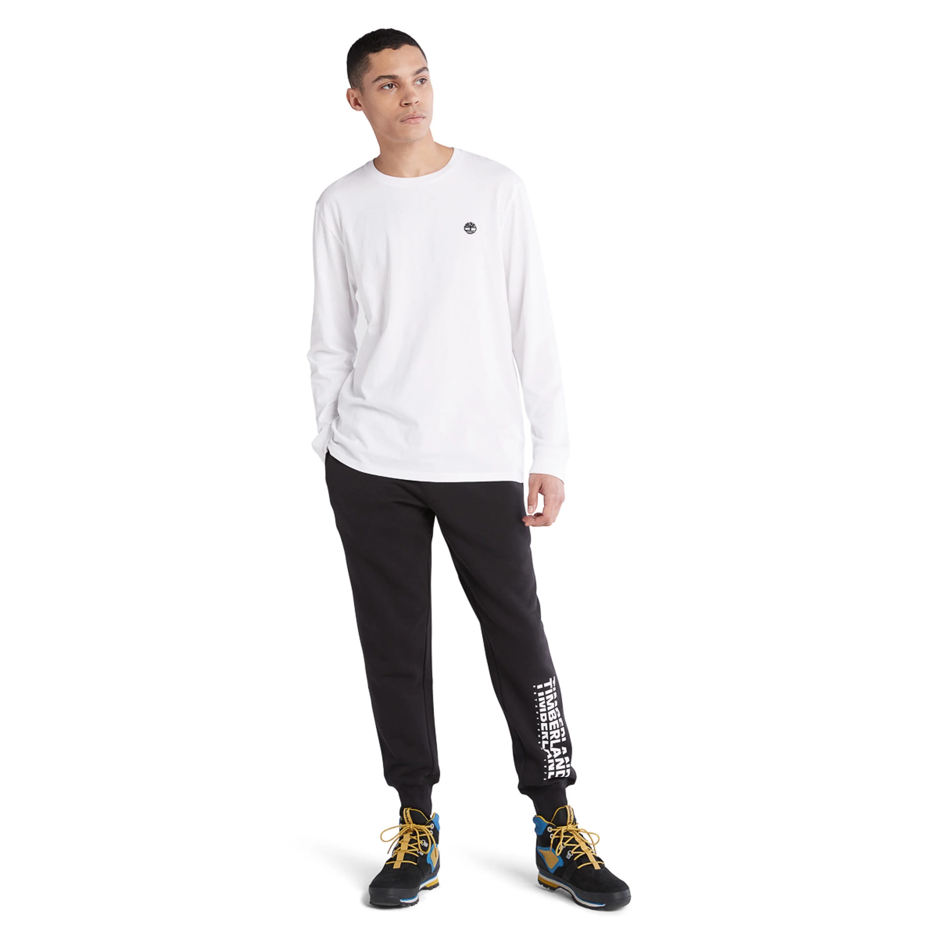 REMERA CHEST LOGO LONGSLEEVE TEE REG HOMBRE - Image 8